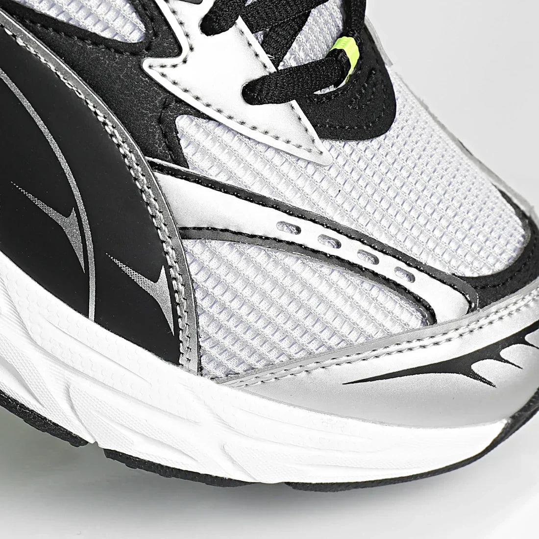 Puma Morphic Athletic